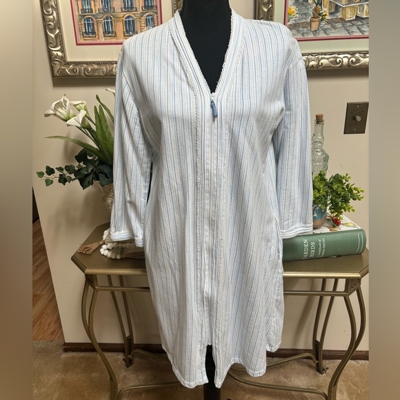 EILEEN WEST STRIPED BLUE & WHITE EYELET ZIP UP ROBE PAJAMAS CASUAL LOUNGING SZ S - Picture 13 of 13